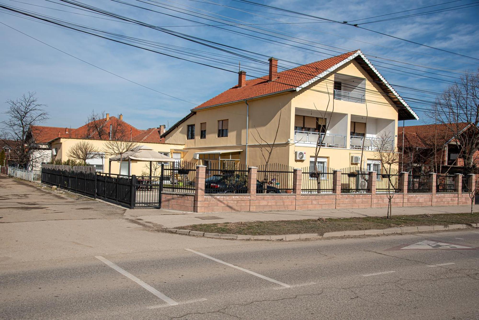 Apartments Kuca Aleksic Ni Esterno foto