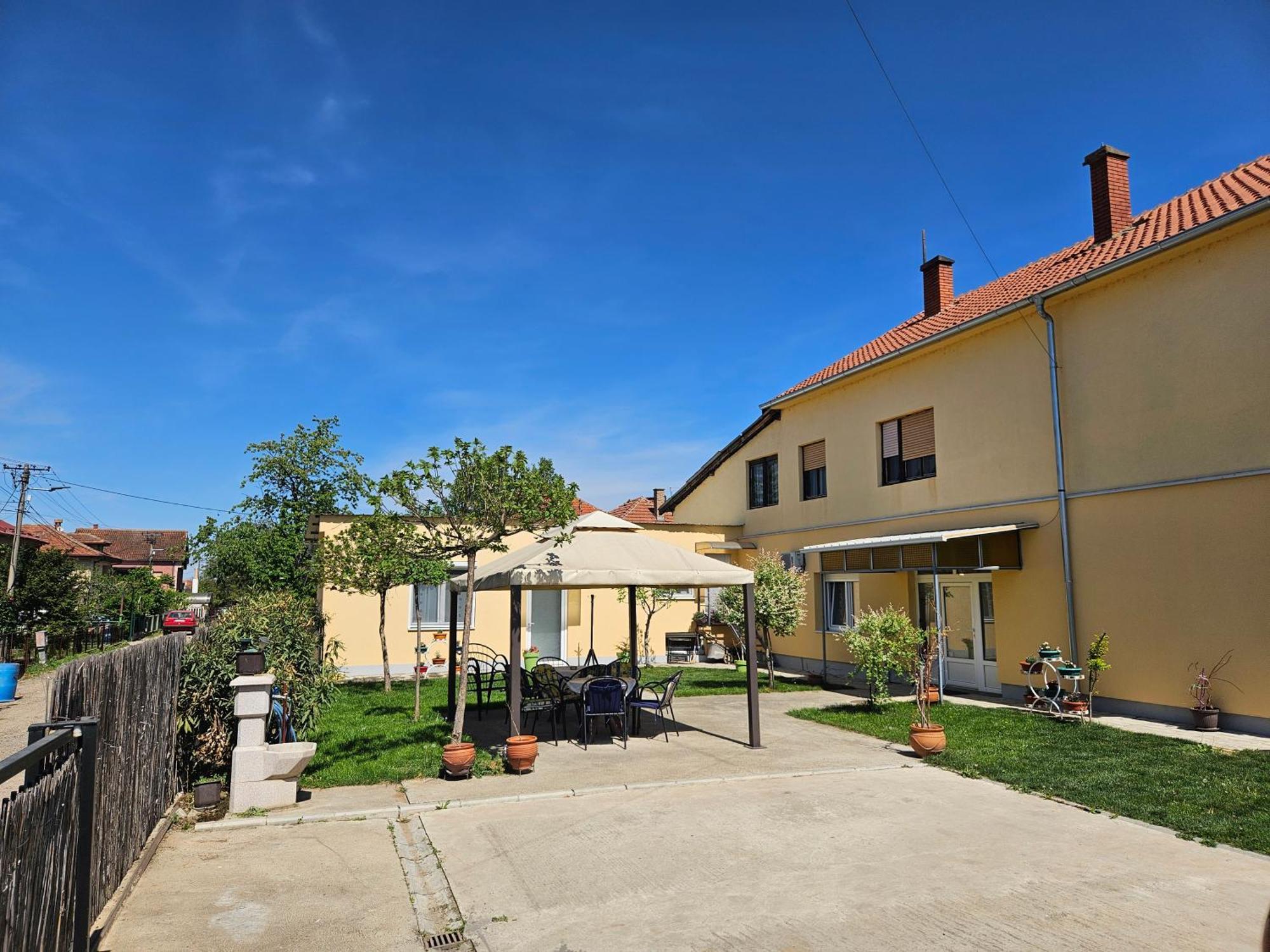 Apartments Kuca Aleksic Ni Esterno foto